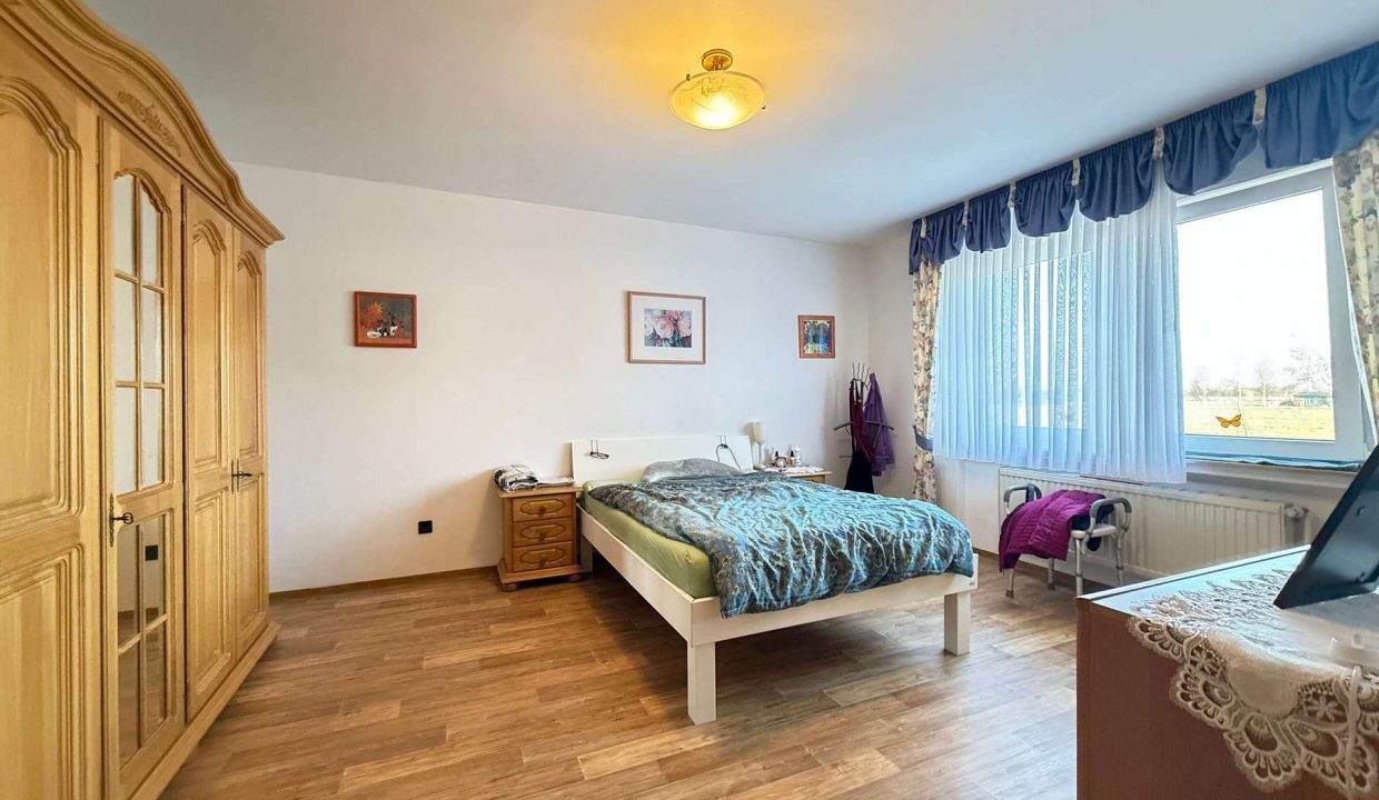 Schlafzimmer EG