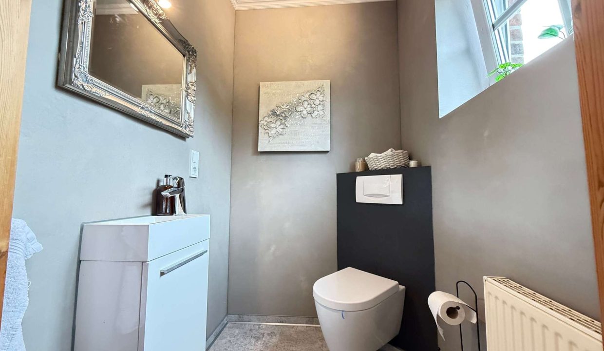 Gäste-WC EG