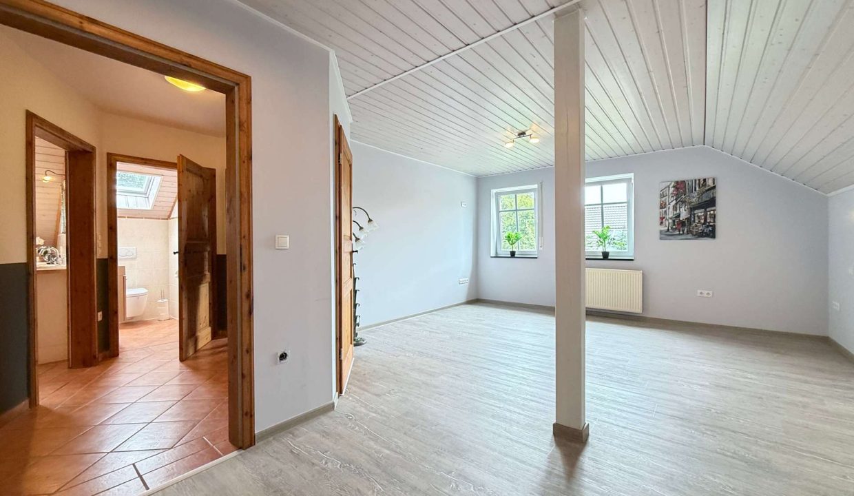 Schlafzimmer OG