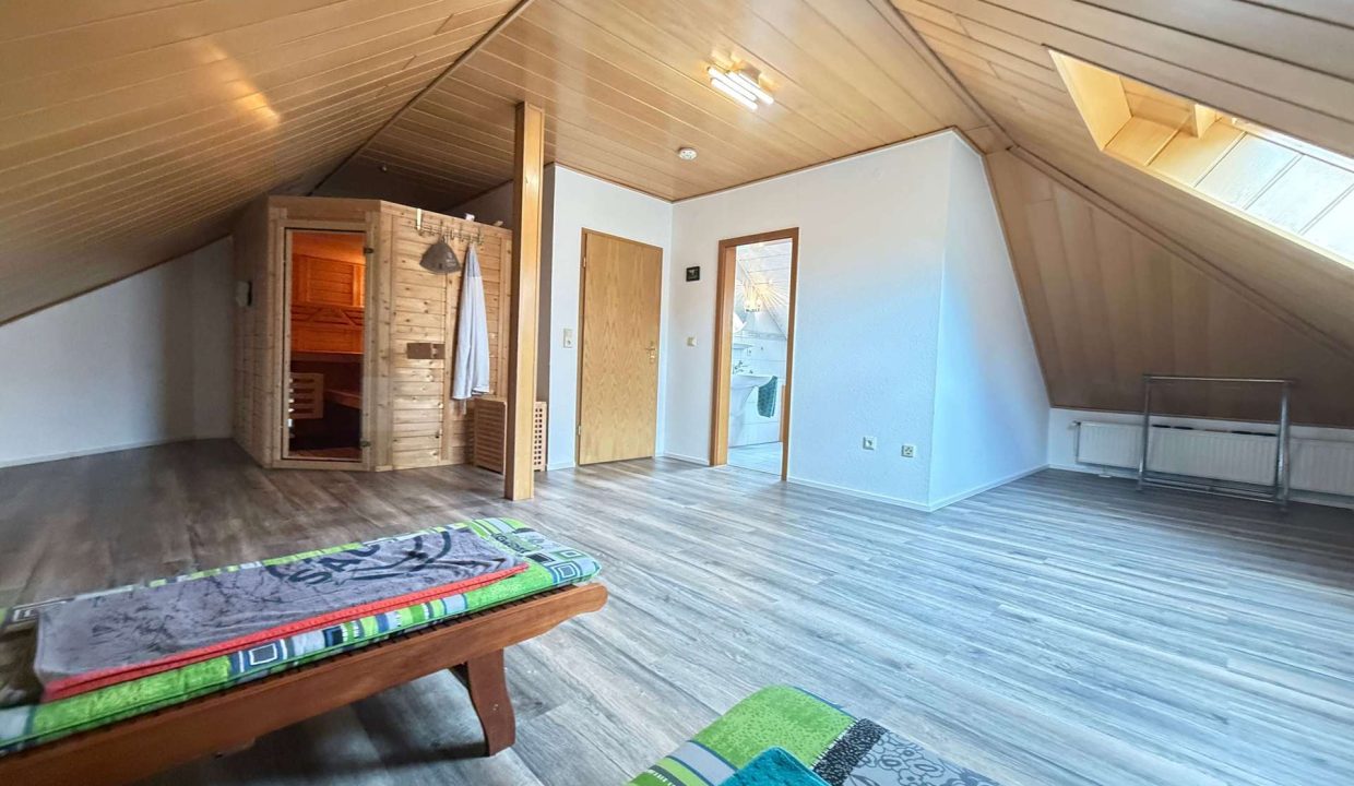 Schlafen u. Sauna