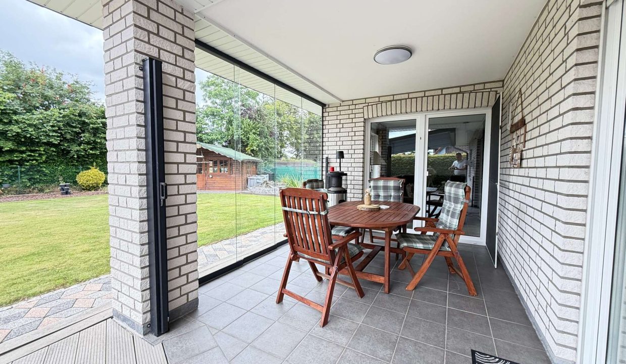 Überdachte Terrasse