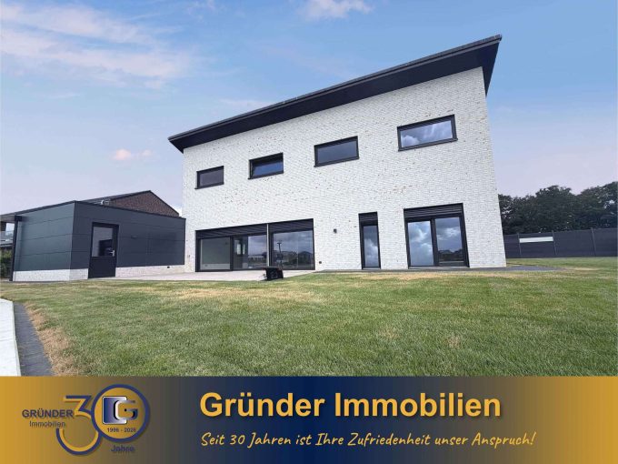 Modernes Pultdachhaus am See