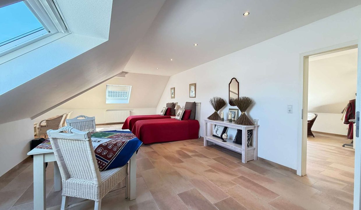 Schlafzimmer OG
