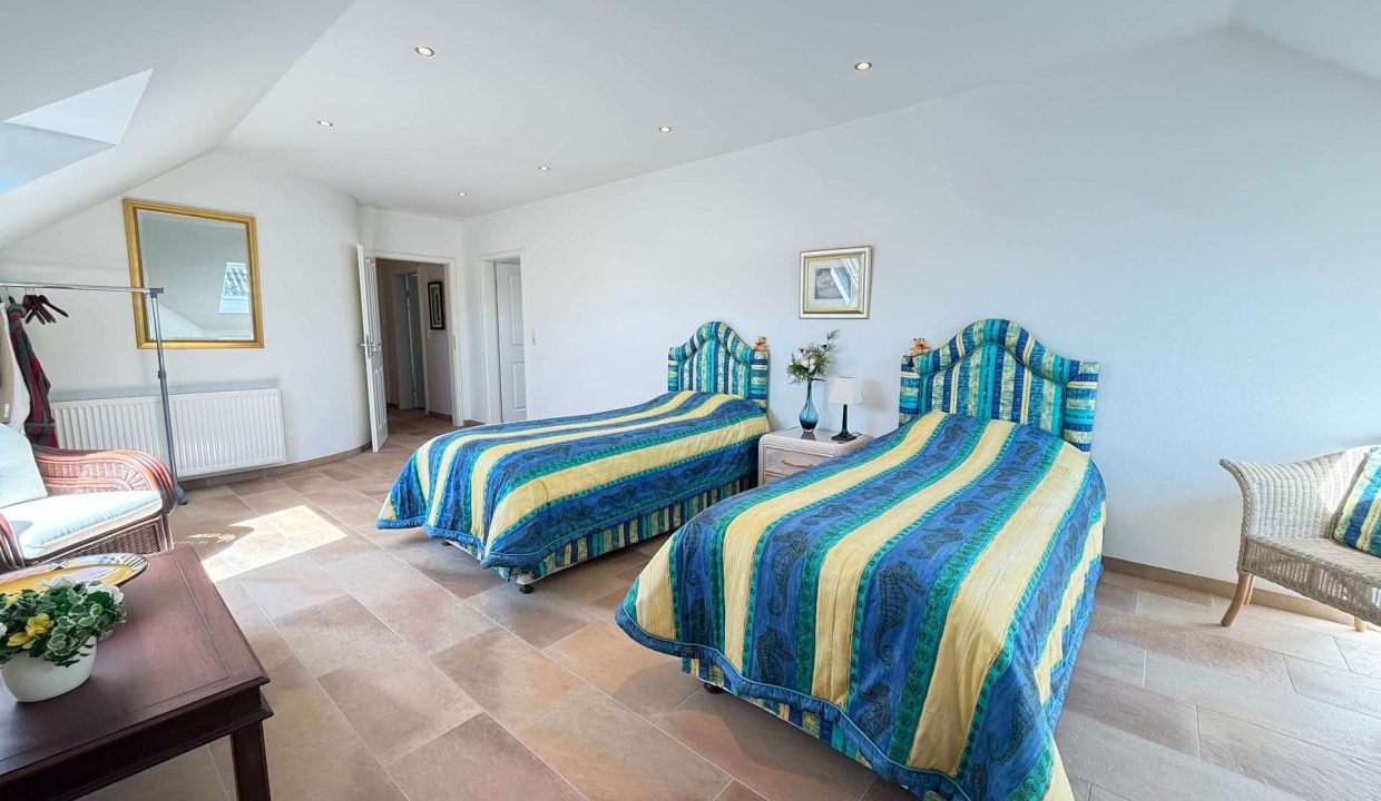 Schlafzimmer OG