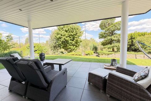 Überdachte Terrasse
