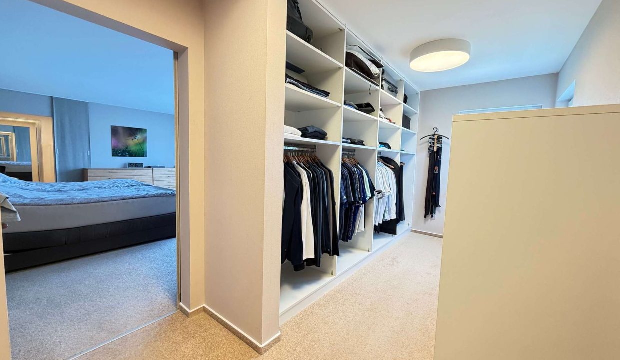 Ankleidezimmer 1