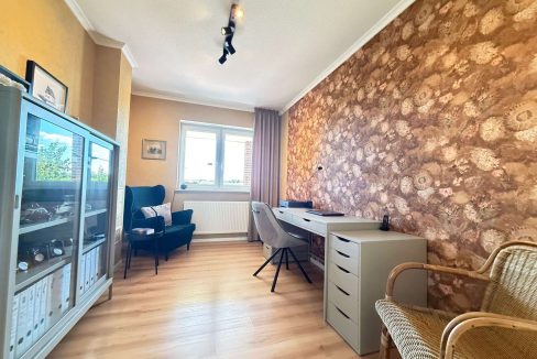 Gäste/Büro