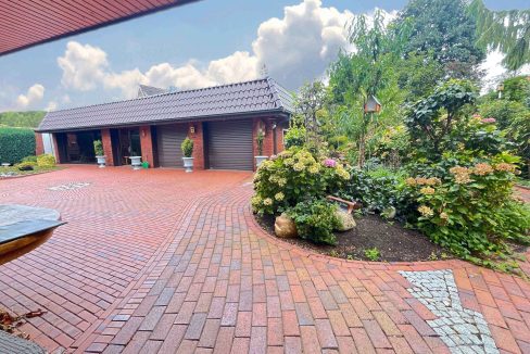 Blick auf Garage