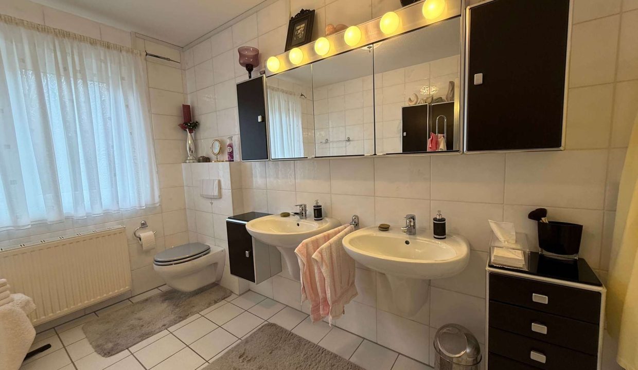 Schöne Badmöbel