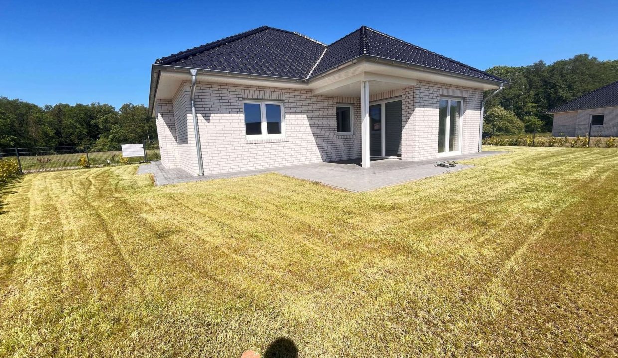 Teilüberdachte Terrasse