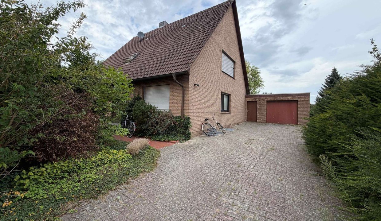 Haus mit Garage