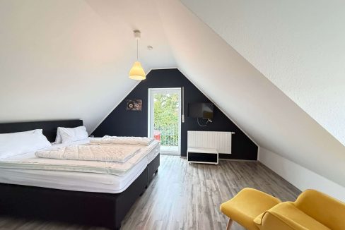 Schlafzimmer mit Balkon