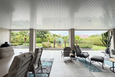 Überdachte Terrasse