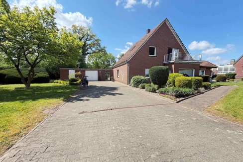 Hausansicht Zufahrt