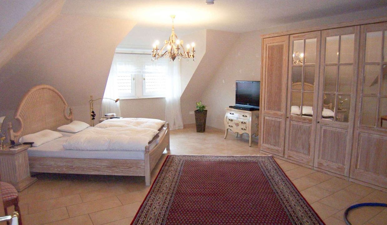 Schlafzimmer OG