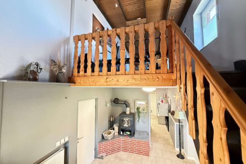 zweite Treppe zum OG